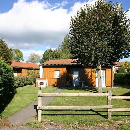 Usson-en-Forez Gite Avec Cheminee, Terrasse Et Wifi - Animaux Acceptes - Fr-1-496-163 מראה חיצוני תמונה